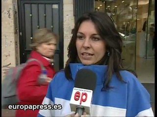 Dos personas fallecen en Madrid por inhalar humo.