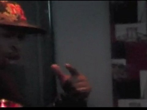 TOURNAGE DU CLIP DE PLEIN DE CHOSES A DIRE DE BOUGRO EXTRAIT DE L'ALBUM GROS MECHANT LOURD PRODUIT PAR LA RYTHMIC PROD (partie2)