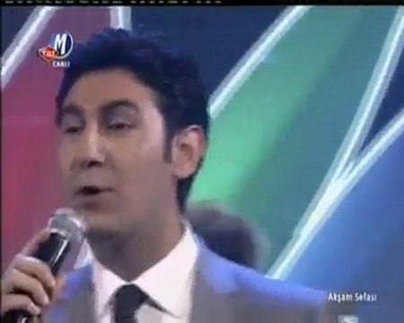 BAHADIR ÖZÜŞEN - Sabahlar Uzak