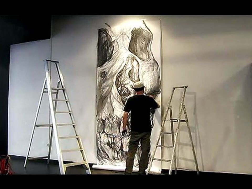 CALMETS_CharcoalSkull_Lille_2011