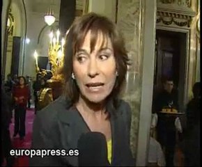 Famosos brindan por la nueva imagen del Cava