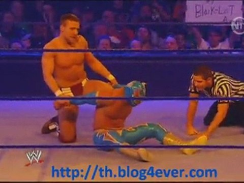 Catch Attack Smackdown 27/05/11 - Sin Cara VS Daniel Bryan