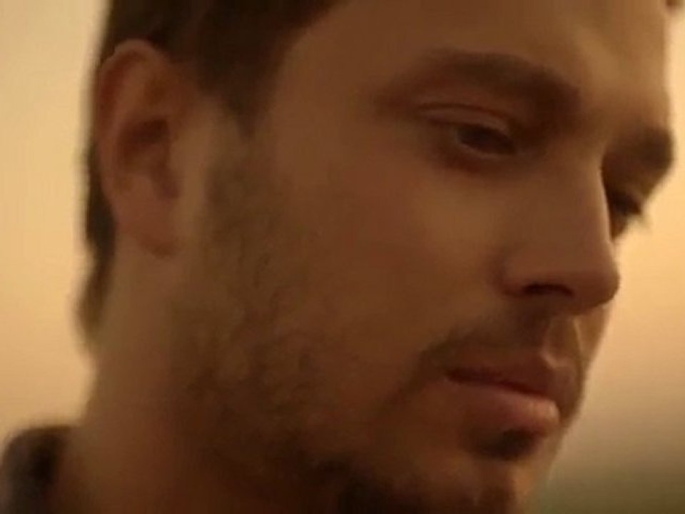 Murat Boz - HAYAT ÖPÜCÜGÜ video klip 2011 yep yeni