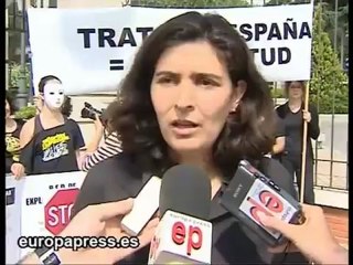 ONGs protestan contra la trata de blancas