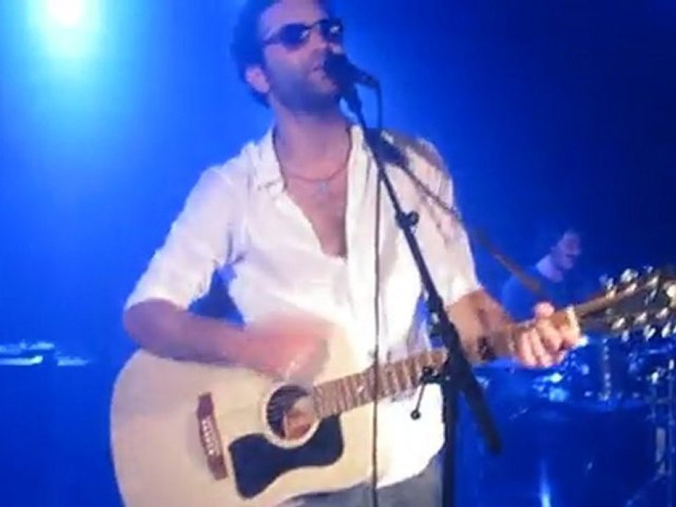 Ycare - A l'étrangère (concert de Nancy le 27 mai 2011)