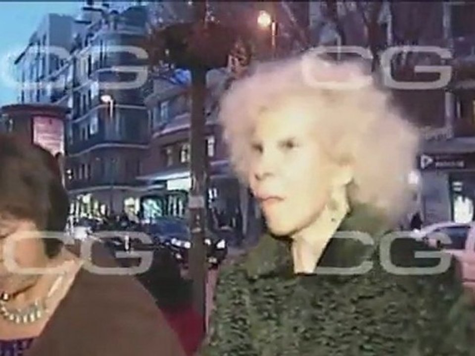 La Duquesa se va al cine 'para desconectar'