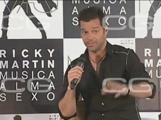 Ricky Martin canta a dúo con Cristina Pedroche