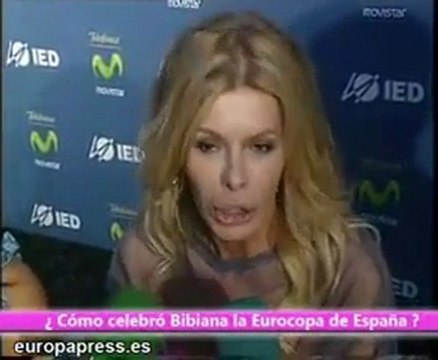 Bibiana Fernández apoya a los jóvenes diseñadores