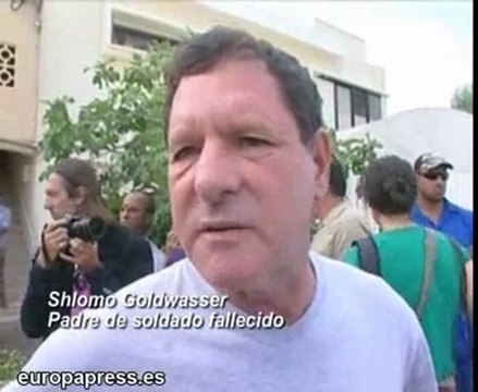 Hezbolá entrega a los soldados muertos