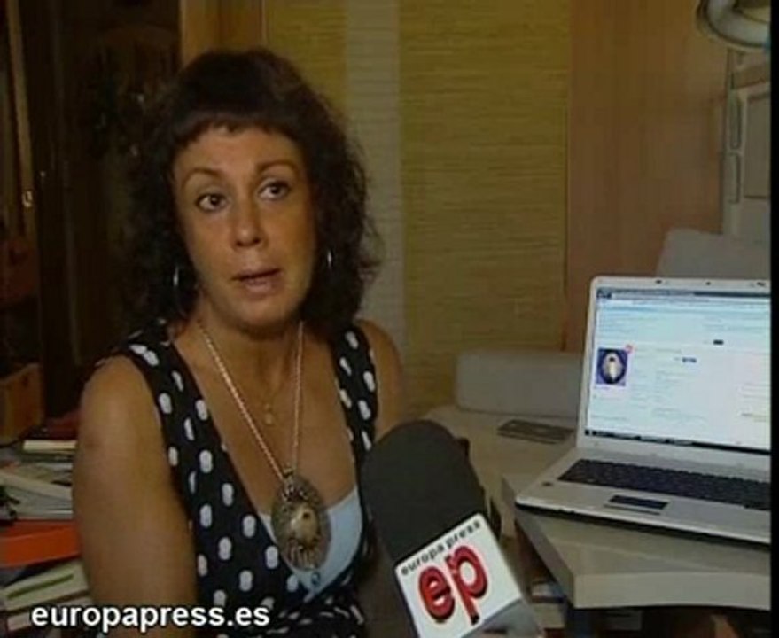 Subastan concha con imágenes religiosas