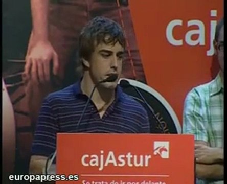 Fernando Alonso se consuela en el amor