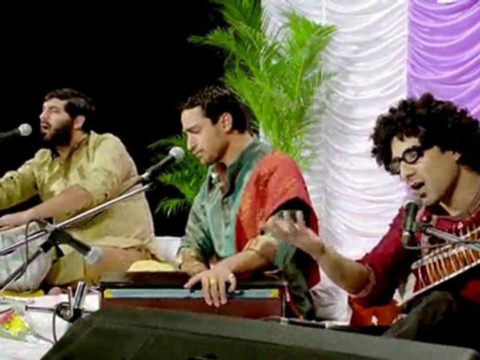 Delhi Belly Nakkaddwaley Disco, Udhaarwaley Khisko promo HD