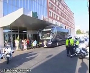 Familias reciben a fallecidos de Barajas