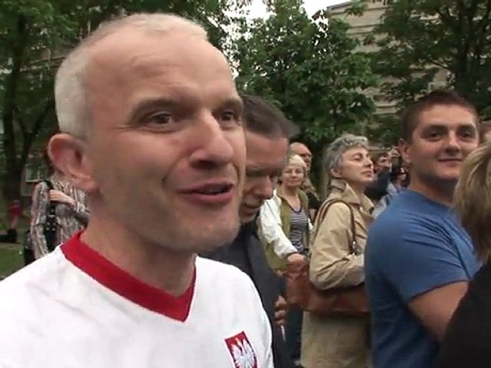 Poles welcome Obama's arrival