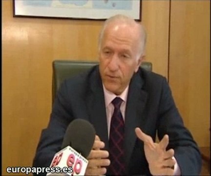 Agustín Azparren defiende al juez Tirado