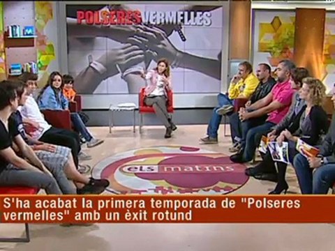 TV3 - Els matins - Els protagonistes de Polseres Vermelles , emocionats amb l'èxit