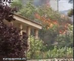 Bomberos luchan contra el fuego en Palencia