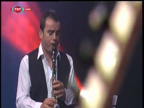 CENGİZ ÖZKAN ALLI GELİN TAŞBAŞINI YOL EDER
