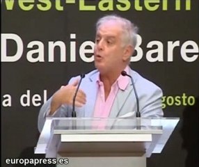 Una pantalla gigante para ver a Barenboim