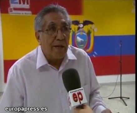 Ecuatorianos en Madrid celebran Día Ecuador