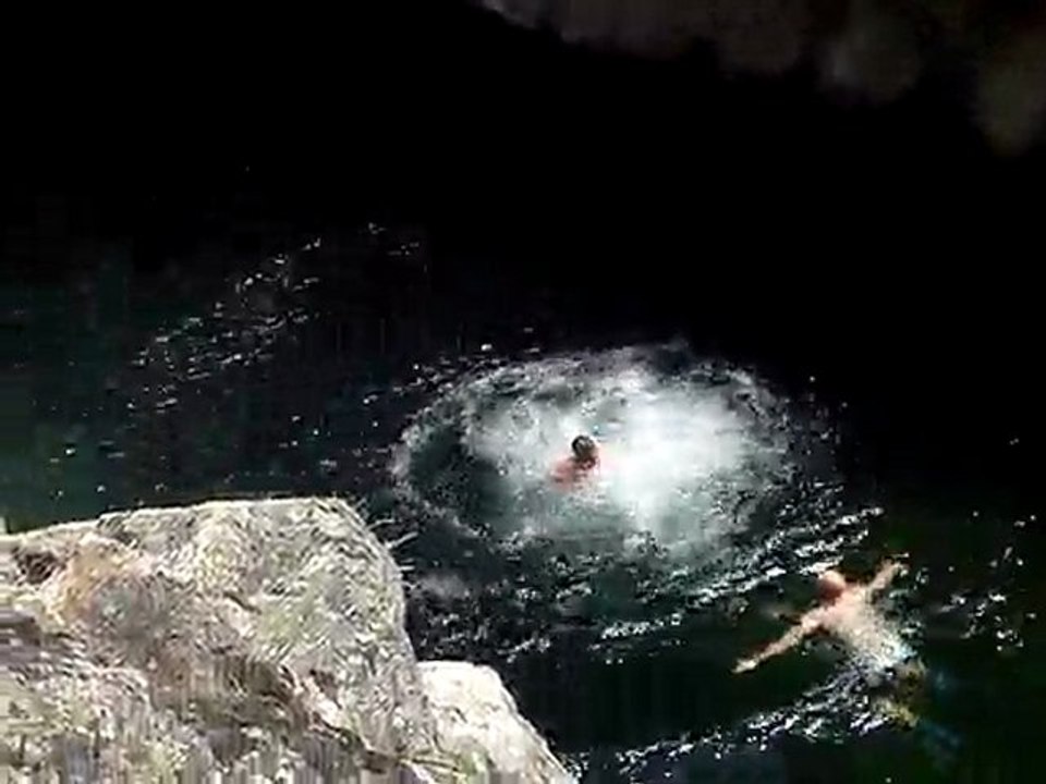Saut du Pont du Diable - Ardèche - Mai 2011