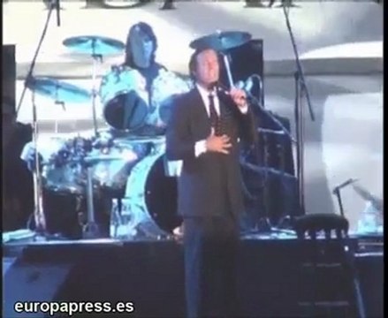 Julio Iglesias vuelve a actuar en España