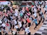 Million dollar Flash Mob in Singapore / Changi airport.