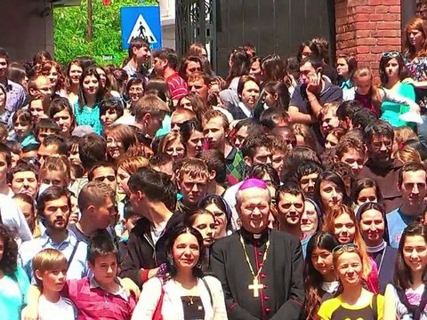 Păstorul Arhidiecezei şi tinerii, un «tânăr» între tineri