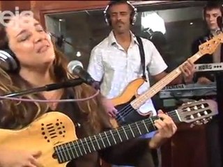 Ana Carolina canta 'Torpedo'