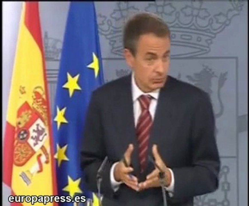 Zapatero reabrirá el diálogo social el 15-S