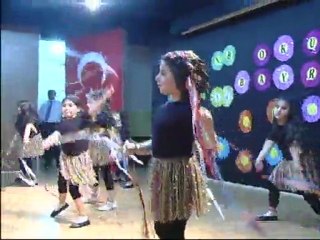 Abdurrahmangazi İlköğretim Okulu Şeker Kızlar Rengarenk Gösterisi