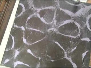 Expériences des figures de Chladni avec explications