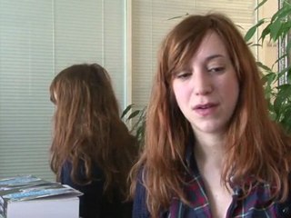 Pénélope BAGIEU présente "Je peux t'appeler Jean-Pierre ?" de Pauline Perrolet
