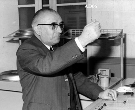 Émission de Radio-Nice, Partie 1 Visages et Villages , reportage à Villefranche-sur-Mer - Fonds Francis Gag