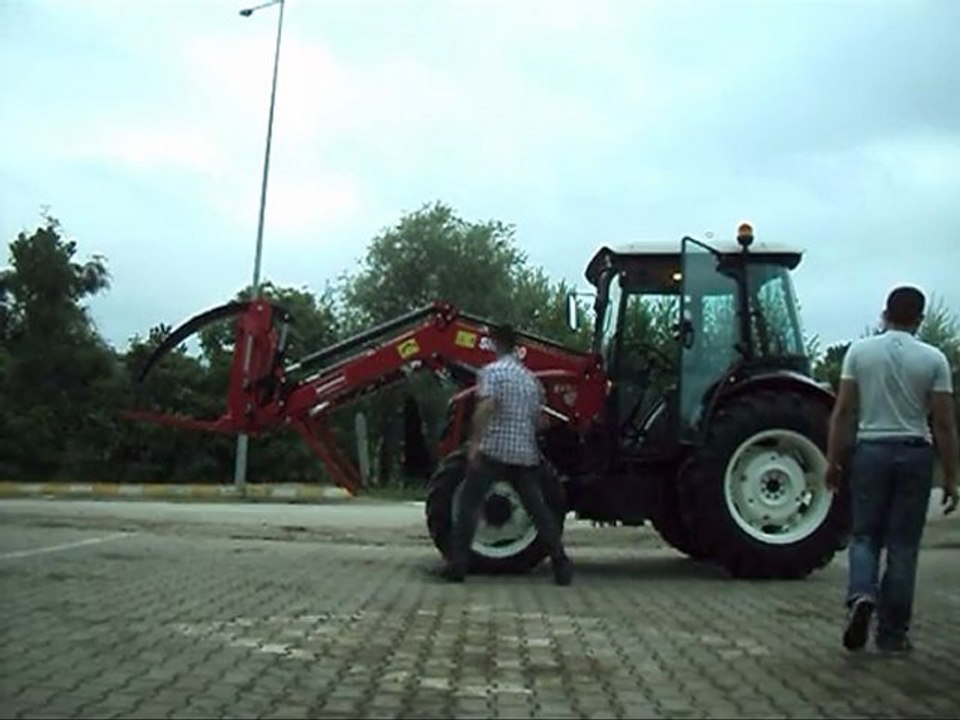 traktör kepçe erkunt bereket 60 portatif tomruk tutucu kepçe