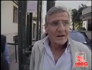 Napoli - De Magistris e il problema rifiuti