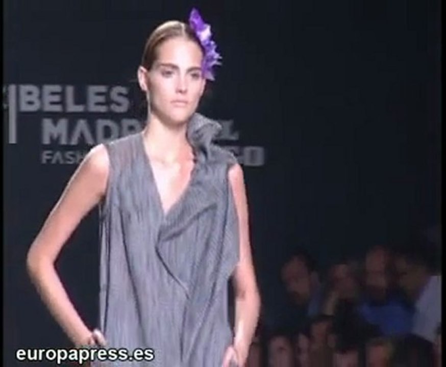 Desfile de Jose Miro