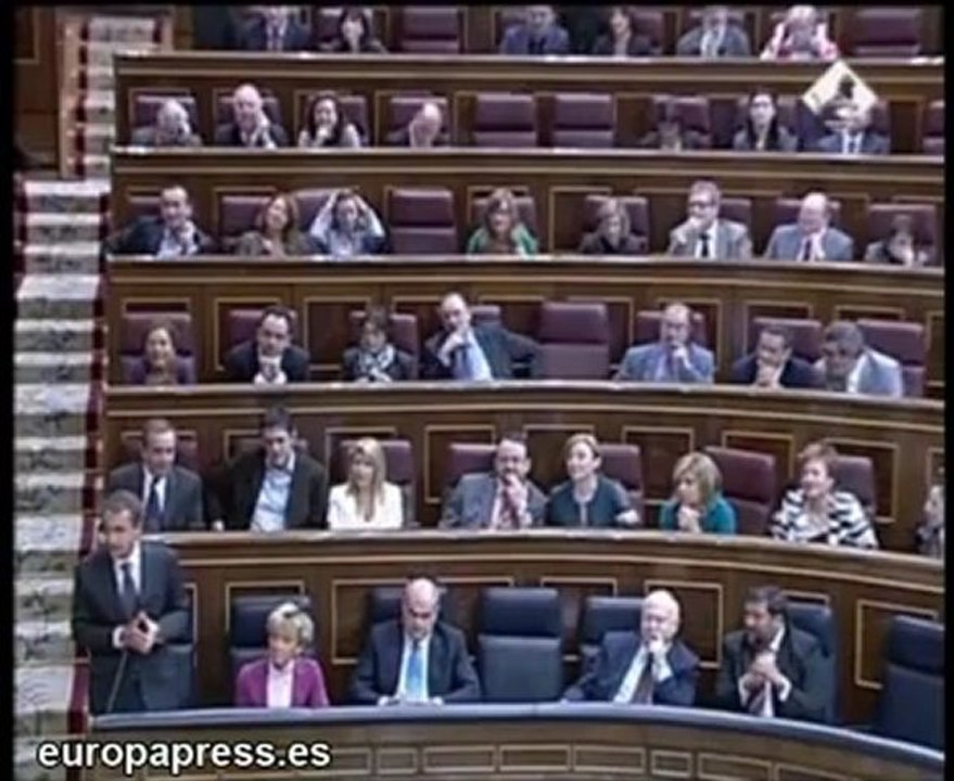 Zapatero y Rajoy discuten presupuestos