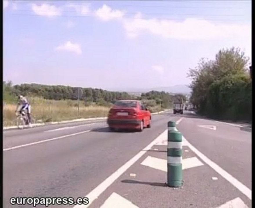 Muere motorista chocando contra un tractor