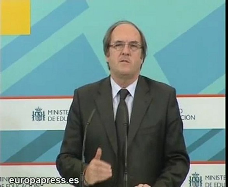 Gabilondo destaca la partida para becas