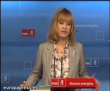 Pajín acusa a los populares de hipócritas