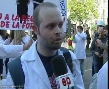 Protesta estudiantes arquitectura y medicina