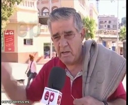 Vecinos de Santa Coloma están indignados