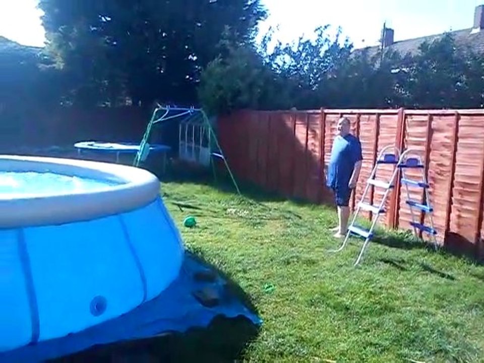 more fun in the pool 1/4