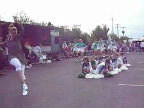 Majorette de guignicourt (Les Grandes et petite) 51100 / 02