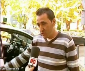 Taxista devuelve 9.000€ que se habían olvidado