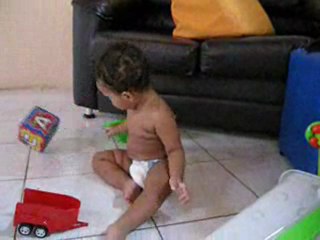 NICHOLAS 01 ANO E 04 MESES