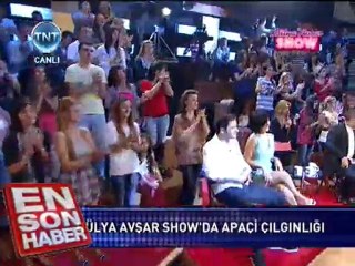 Hulya Avşar Apaçi dansı