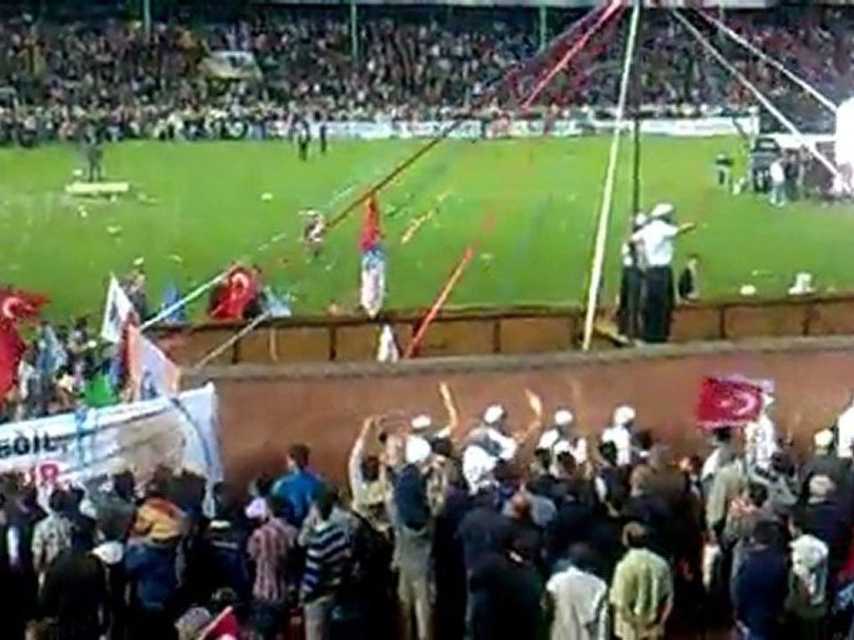 kocaeli ismet paşa stadı 2011 agd fetih şöleni