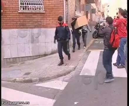 Detenidos por falsificar documentos